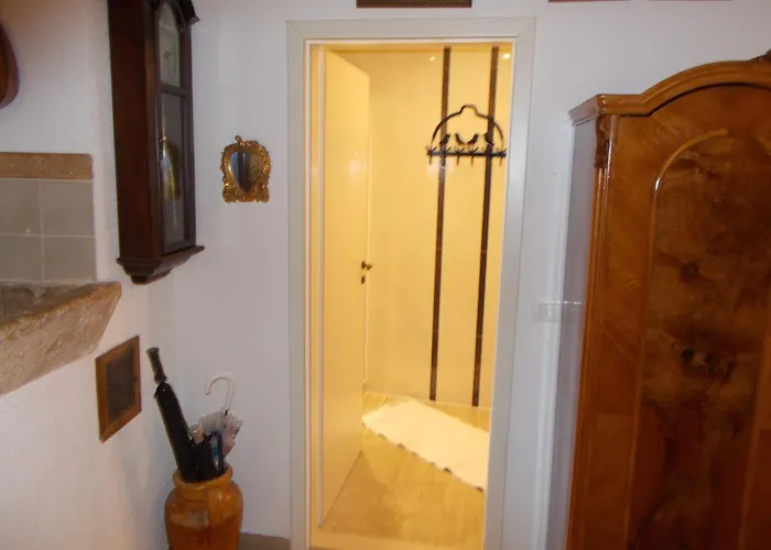 Kapo Authentic Old Town Appartement