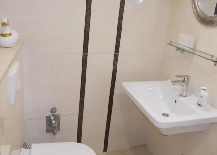 Kapo Authentic Old Town *